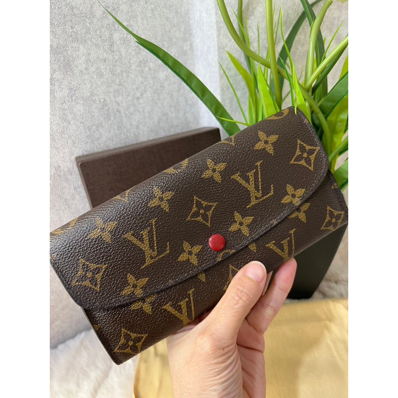 Used LV Emilie Dc 13