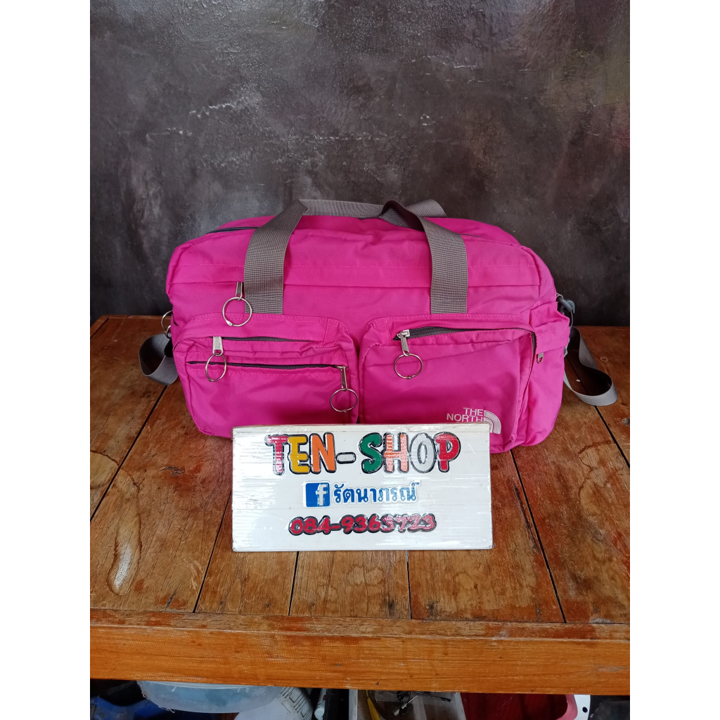 กระเป๋าสะพายThe north face