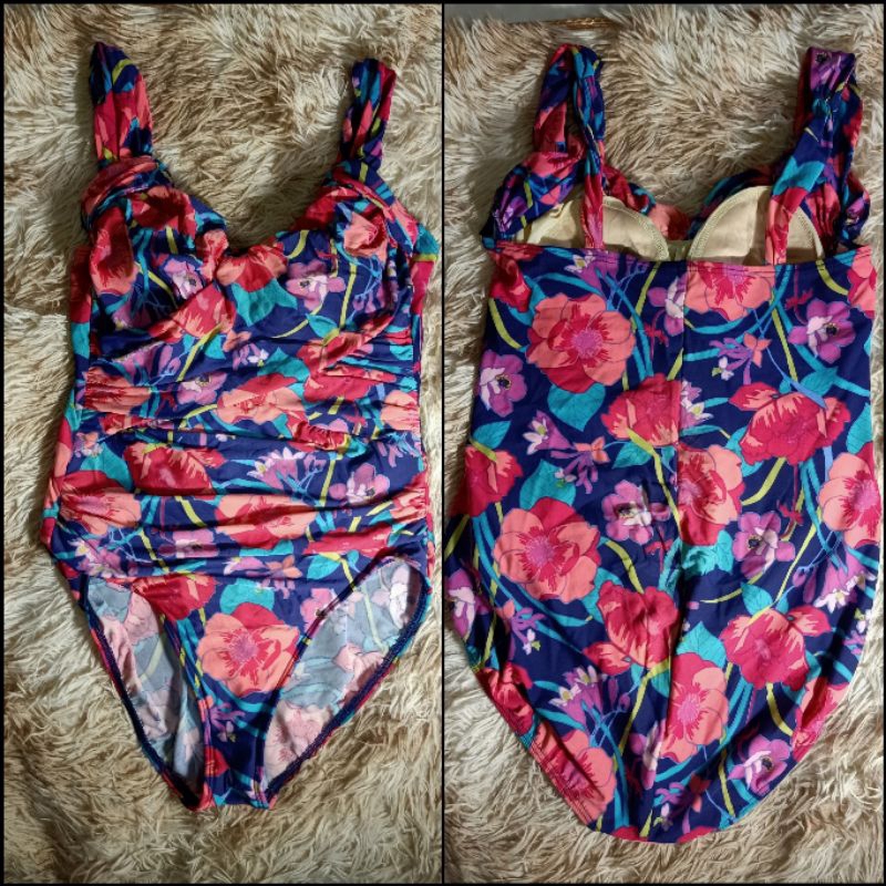 ชุดว่ายน้ำ LAND END SIZE 12