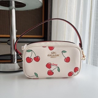 กระเป๋าCoach Jamie Wristlet With Heart Cherry PrintStyle No. CF405