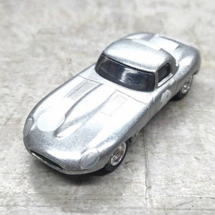 Hot Wheels 2017 - Car Culture / Race Day 4/5 - Porsche 962 - White / GReddy - Metal/Metal & Real Rid