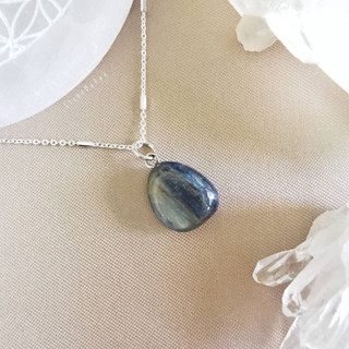 สร้อยคอเงินจี้หินไคยาไนท์ (Kyanite)