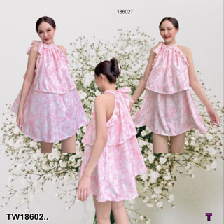 👗Pfashion [ส่งไวมาก🚛] P18602 เดรสสั้น แต่งระบายรอบแขน ผูกโบว์คอ แต่งระบาย 2 ชั้น..