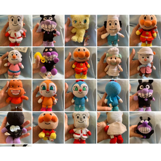 ตุ๊กตาอันปังแมน 6-7นิ้ว ป้ายสีเกือบทุกตัว มีป้ายขาวแยกตามหมายเลขค่ะ anpanman doll