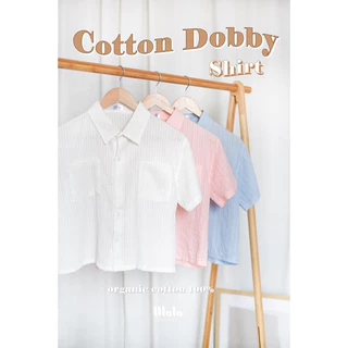 MalaOriginal |【5 สี】Cotton Dobby Crop Shirt 🍘 เสื้อเชิ้ตครอป แขนสั้น สีพื้น ผ้ามีเทกเจอร์ มีกระเป๋าหน้า 2 ใบ