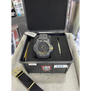 Luminox Master Carbon SEAL 3800 Series Limited Edition  (No One left Behind) ผลิต 888 เรือนทั่วโลก ราคาป้าย 33,200 บาท