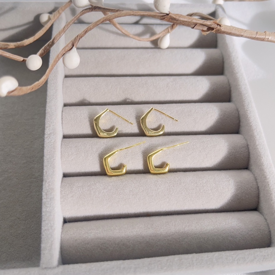 216-littlegirt gifts- C-Shaped Stud Earrings S925