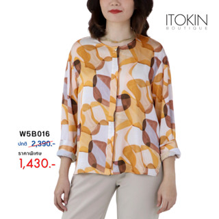 ITOKIN เสื้อพิมพ์ลายผ้าซิลค์ซาติน W5B016