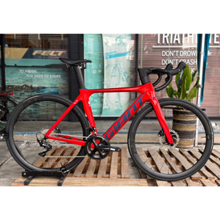 จักรยานเสือหมอบ GIANT PROPEL ADVANCED DISC 2 105 2x11 สปีด เฟรมและตะเกียบคาร์บอน ( 2022 )