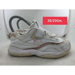 Fila Size 35 ยาว 22 รองเท้ามือสอง เด็กเล็ก เด็กโต ผู้หญิงเท้าเล็ก  ผ้าใบ  แฟชั่น ลำลอง เที่ยว