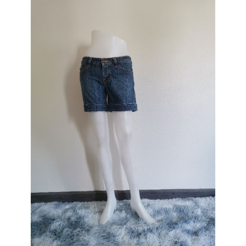 N004.Levi's​กางเกงขาสั้น