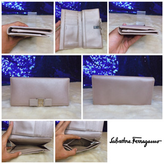 👝: SALVATORE FERRAGAMO Miss Vara Bow Wallet แท้💯%