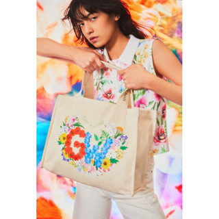 🌸🌺New+พร้อมส่ง🌷🌹 กระเป๋า GW รุ่น GW WILDFLOWERS SHOPPING TOTE ใบนี้จุของได้เยอะ ลายสวย ครบจบในทริปสั้นและยาวค่ะ🌺🌸