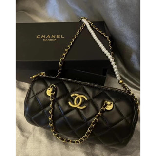 CHANEL PILLOW MAKEUP BAG 💄💄