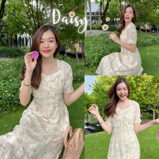 Daisy dress ⁣ เดรสลายดอกไม้ ปักฉลุดอกเดซี่🌸🌼