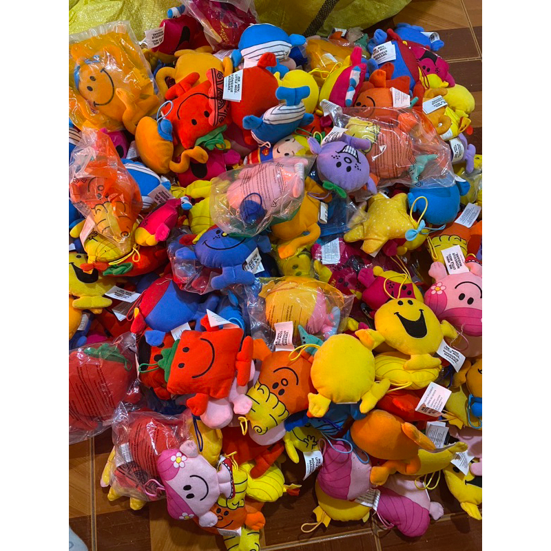 mr.men เลือกลายในเเชทได้ค่ะ
