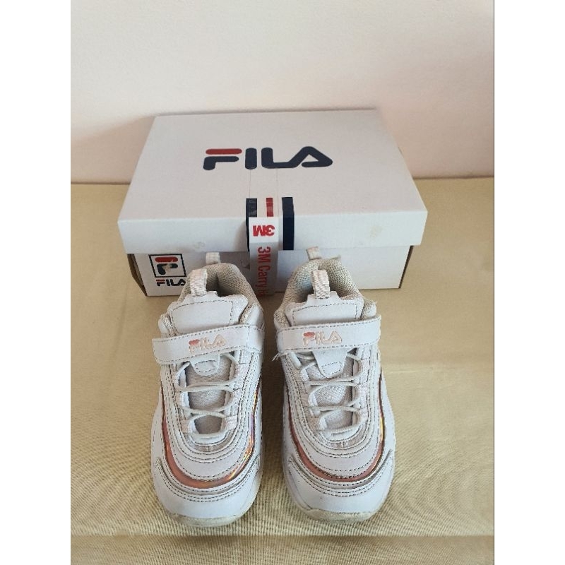 รองเท้าผ้าใบ FILA สีขาว ของแท้ Shop thaiมือ 2 สภาพดี