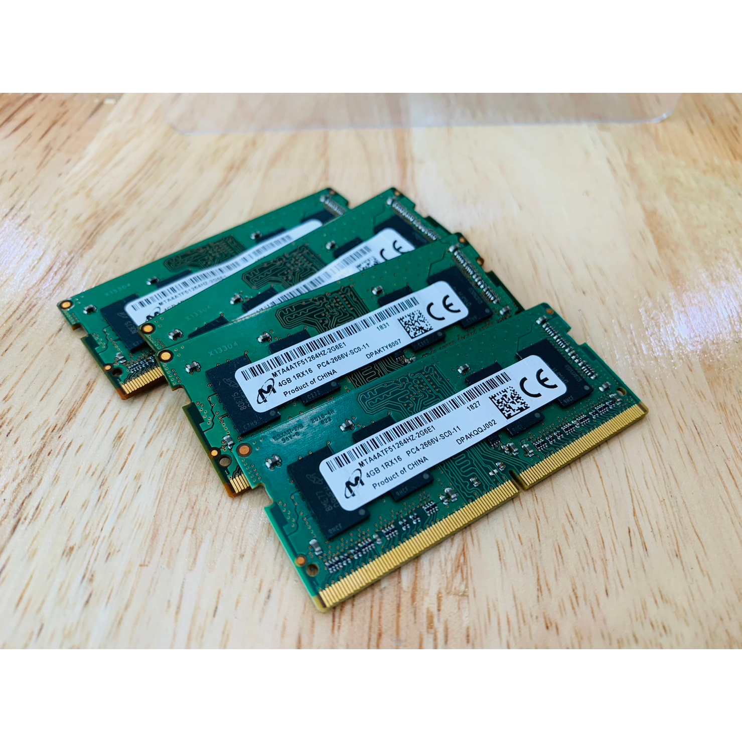 Micron 4GB 1Rx16 PC4-2666V-SC0