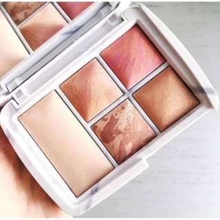 #มือ2 #สภาพ10% [ปัดซ้ายดูภาพสินค้า] Hourglass Surreal Light Ambient Lighting Edit for Holiday