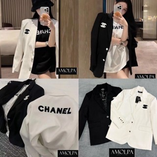 BLAZER CHANEL WITH LOGO CC 2023SS .....งานสูทสุดพรีเมียมม หน้าอกปัก LOGO CC ด้านหลังปักอักษร CHANEL กระดุมปั้ม