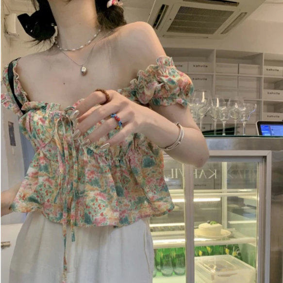 เสื้อเบลาส์แขนพองลายดอกไม้ คอสี่เหลี่ยมผูกโบว์ SL6226 thumbnail 7