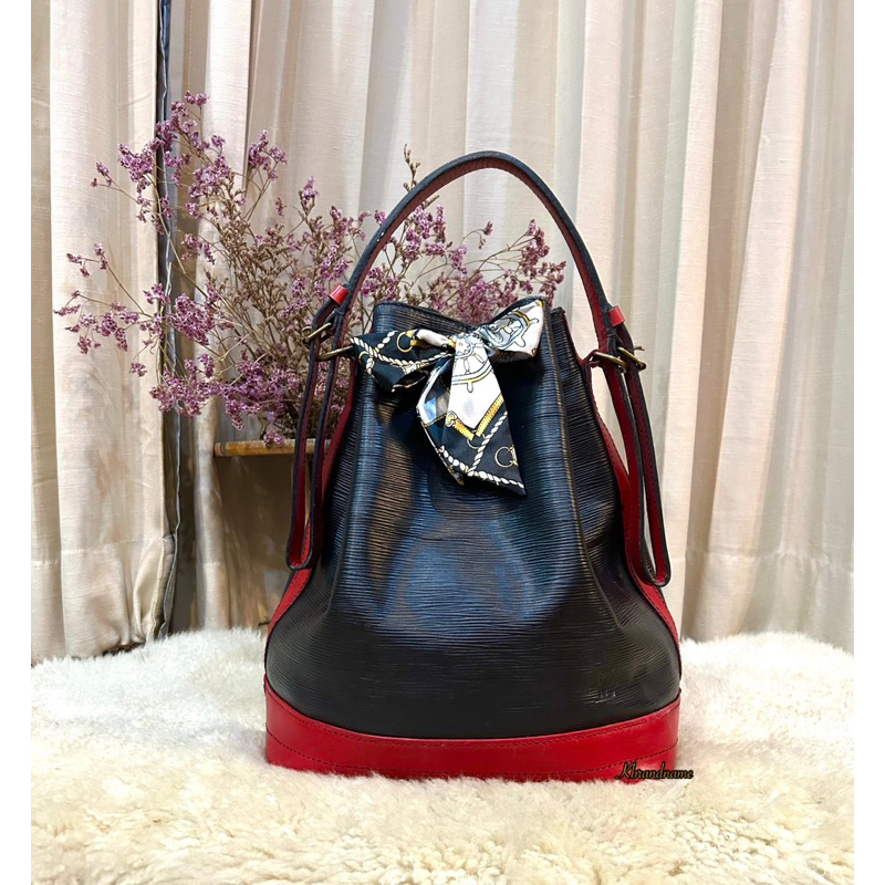 Louis Vuitton Epi Leather Petite Noe Shoulder Bag GM