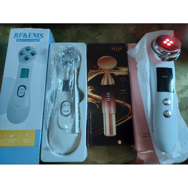 เครื่องนวดหน้าระบบrf ems 3 เครื่อง+ครีม
