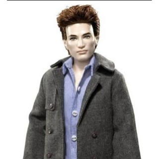 Ken Twilight Movie Edward-Robert Pattinson Pink Label doll  ขายตุ๊กตารุ่นสะสมเอ็ดเวิร์ด จากหนังทไวไลท์ สินค้าพร้อมส่ง