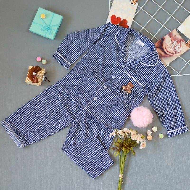 ชุดนอนเด็กลายสก๊อต ขายาว แขนยาว ผ้าคอตตอน เนื้อผ้านิ่ม ใส่สบาย ไม่ร้อน สินค้ามีสต๊อกพร้อมส่งใบ