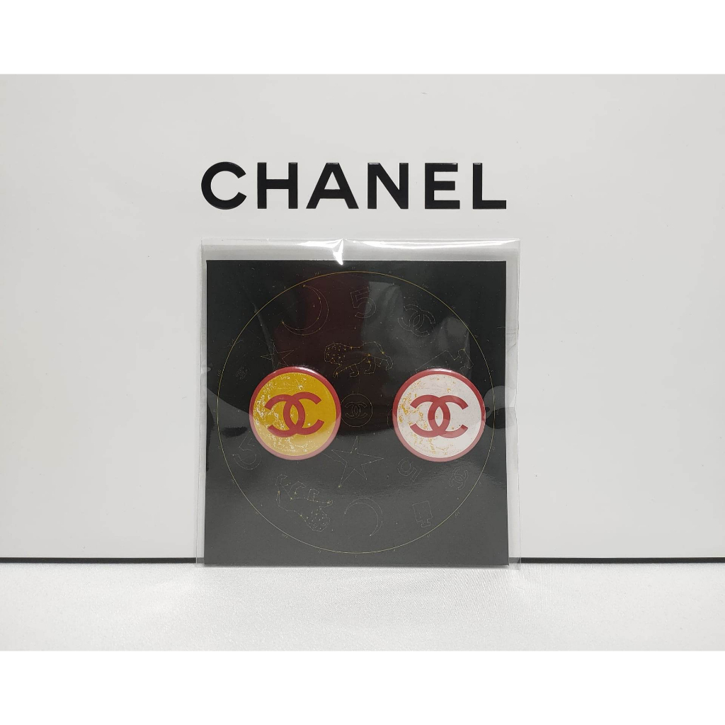 Chanel เข็มกลัด ของแท้💯 Chanel Holiday Pin Chanel Holiday Chanel Limited Edition
