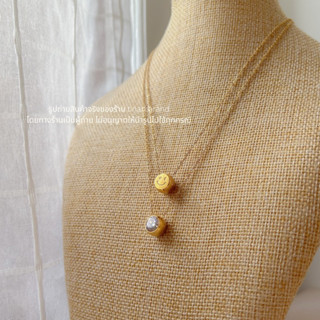 smiley necklace TINARI สร้อยคอ สร้อยจี้ หน้ายิ้ม สร้อยโซ่ ของขวัญ เสื้อครอป เดรส