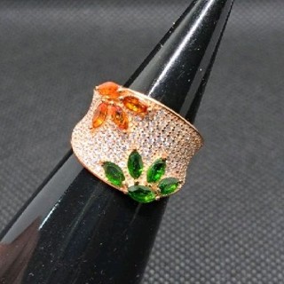 แหวน Orange Sapphire แซฟไฟร์ส้ม และกรีนโครมไดออปไซด์ Chrome Diopside พลอยแท้ ตัวเรือนเงิน 925 ชุบพิงค์ ขนาด 51