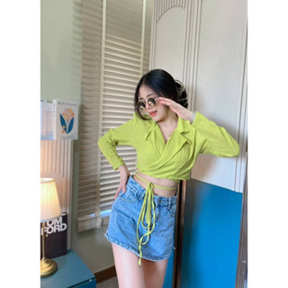 เสื้อครอปคอเชิตไขว้ด้านหน้า สไตล์เกาหลีเกาใจ ✔️