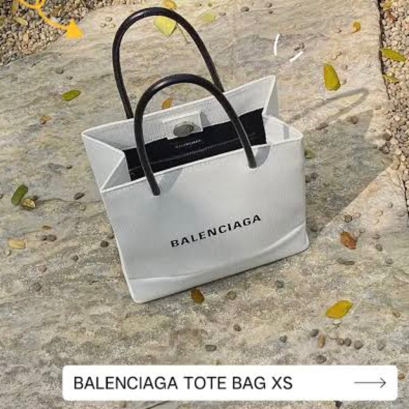 [Like New] ฐานปีก กระเป๋า Balenciaga Tote XS หรือ Celine Luggage Nano (Kanda Bag in Bag)