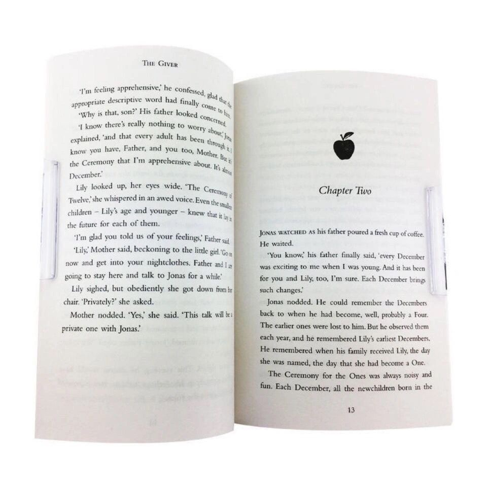 A Book*The Giver  Lois Lowry English novel English story book นวนิยายเรื่องหนังสือภาษาอังกฤษ - รูปที่ 4