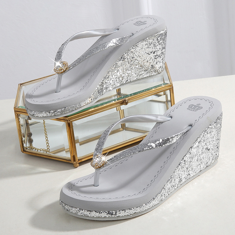 🔥รองเท้าแตะส้นสูงสตรี Rhinestone เลื่อมคริสตัล ด้านนอกสวมรองเท้าแตะชายหาดพื้นหนา