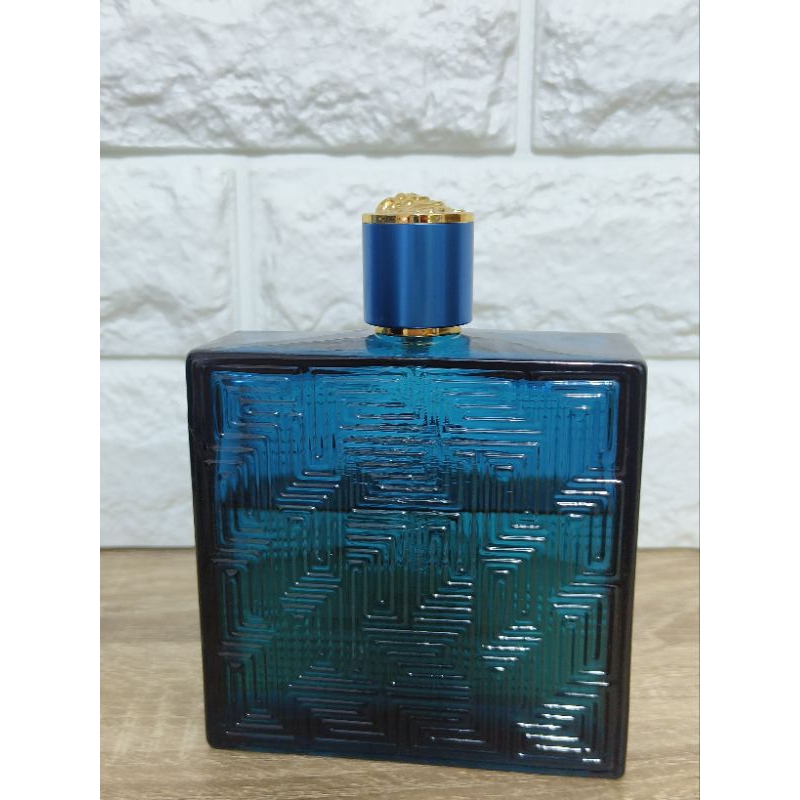 V. Eros eau de toilette