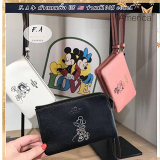 U.S OUTLET  ว่าแท้100% กระเป๋าสตางค์ผู้หญิง coach  แท้  ข้อมือ ซิปใส่เหรียญ DISNEY มิกกี้ งานพิมพ์น่ารักสนุก ๆ 30004