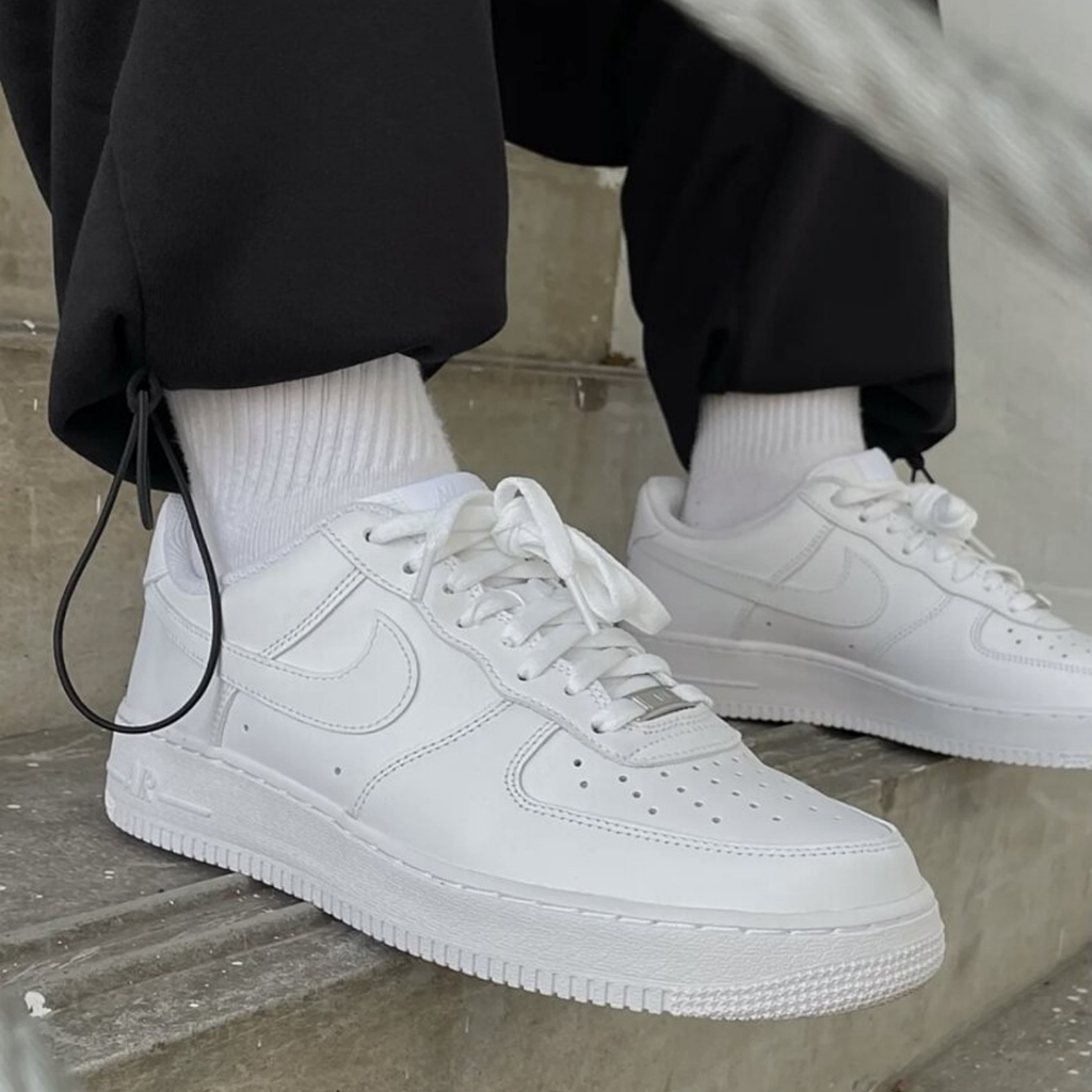 Nike Collection รองเท้าผ้าใบ Air Force 1 07 DD8959-100 / CW2288-111 (3700) [Sportlandwear]