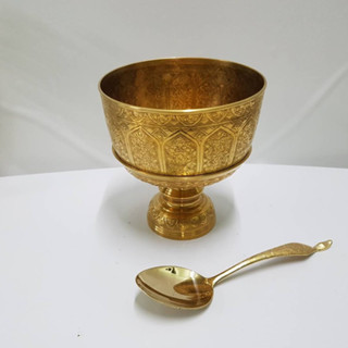 Brass byfa ขันน้ำพานรองทองเหลือง ตอกลายในช่องบัว  7 ,8นิ้ว ชุดตักบาตร ขทองเหลืองเนื้อดี งานหล่อหนาหนัก