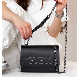 Guess ของแท้100เปอร์ รุ่น ชาช่า กระเป๋าสะพายสายโซ่ โซ่หนา 9 นิ้ว