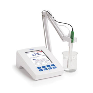 Hanna HI5221 เครื่องวัดกรดด่าง aboratory Research Grade Benchtop pH/mV Meter หน้าจอแสดงผลเป็น Color Graphic LCD