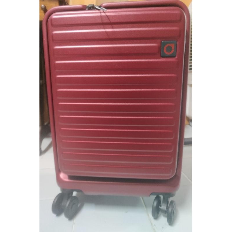 กระเป๋าเดินทางล้อลาก Caggioni corporate 20นิ้ว