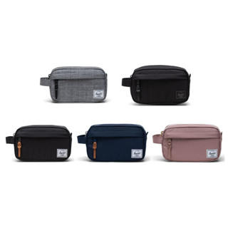 Herschel Supply กระเป๋าใส่สัมภาระแบบถือ รุ่น CHAPTER SMALL NEW CLASSICS 2023 (Core Color)