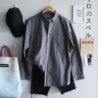 Used Uniqlo Shirt Oxford