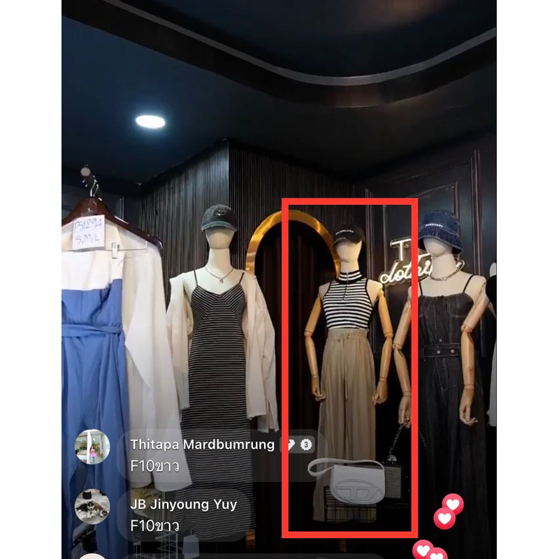 เสื้อแขนกุดลายทางมีซิปหน้า ร้าน POSSY STYLE. 🦓