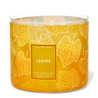 เทียนหอม Bath &amp; Body Works กลิ่น Leaves ,Paris Cafe , Hot Cocoa &amp; Cream , Flannel , Merry Cookie , Hibiscus Paradis