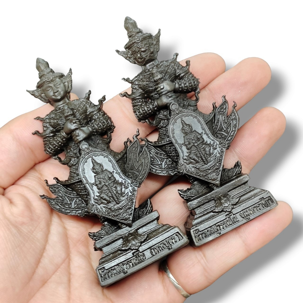 [NCT]127ท้าวเวสสุวรรณรุ่นยันต์กลับ เป็นท้าวเวสสุวรรณ 2 หน้าติดเหรียญท้าวเวสสุวรรณด้านหน้าและด้านหลัง