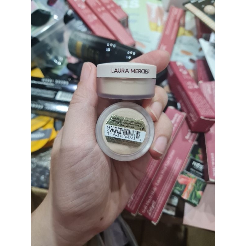 พร้อมส่ง แป้งลอร่าสูตรใหม่ Laura Mercier Ultra-Blur Translucent Loose Setting Powder 1.5g / 20g