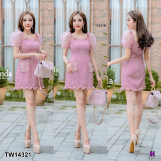 Dress เดรสแขนพอง แขนผ้าแก้วแต่งระบาย ติดดอกรอบตัว เอวเว้าเปิดเซ็กซี่เบาๆ TT14321